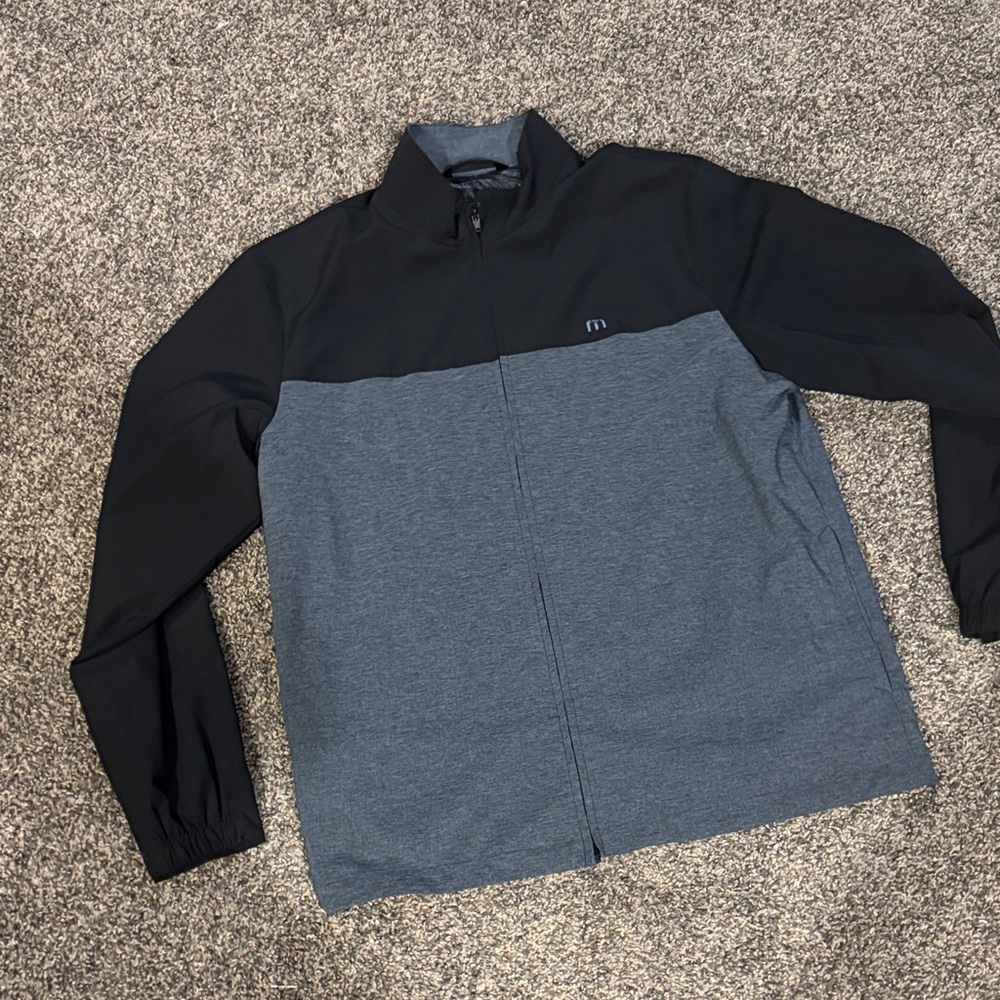Travis Mathew Men's Black and Gray Jacket